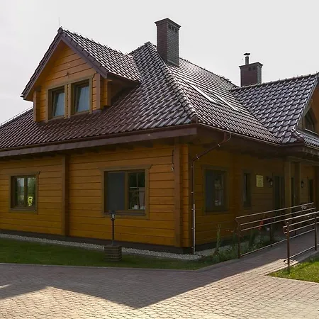 Osrodek Szkoleniowy Za Lasem 住宿加早餐酒店 3*